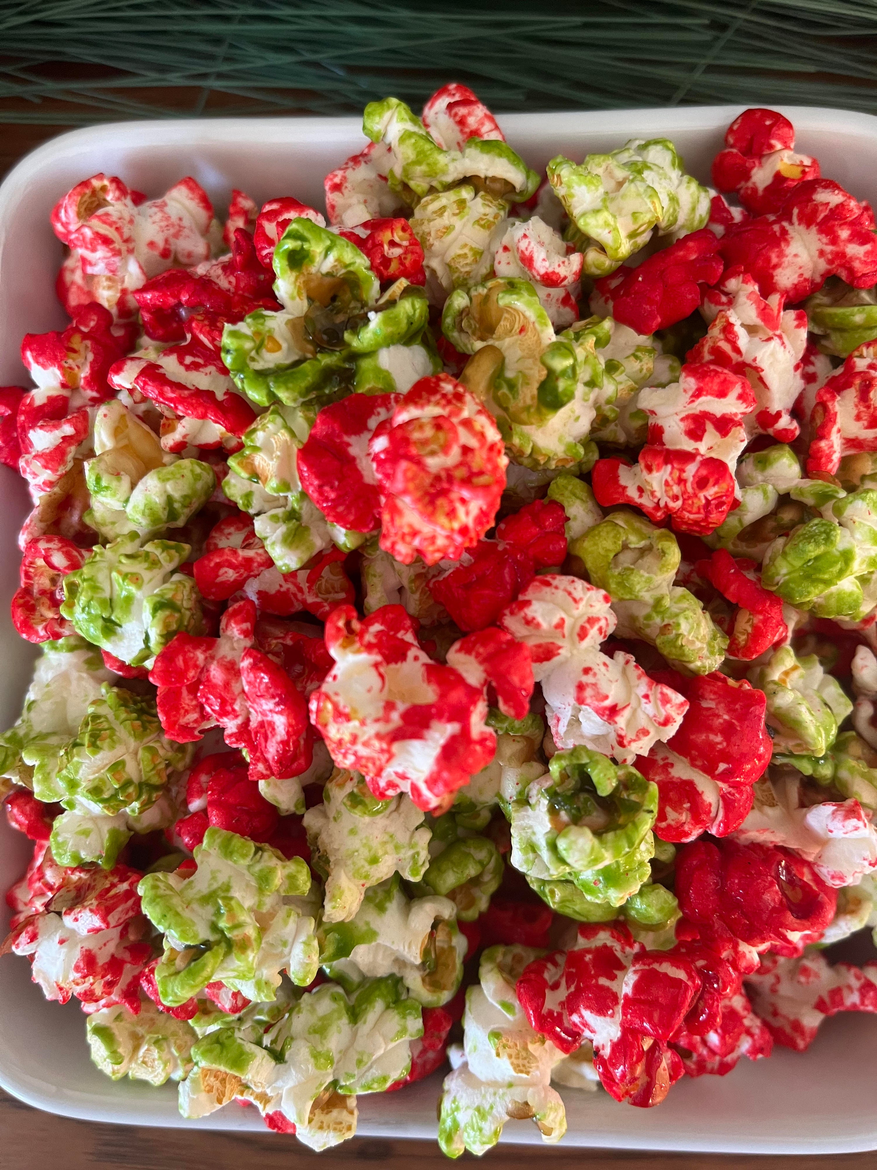 close up of Bytown Gourmet Popcorn Holiday Festive Crunch popcorn