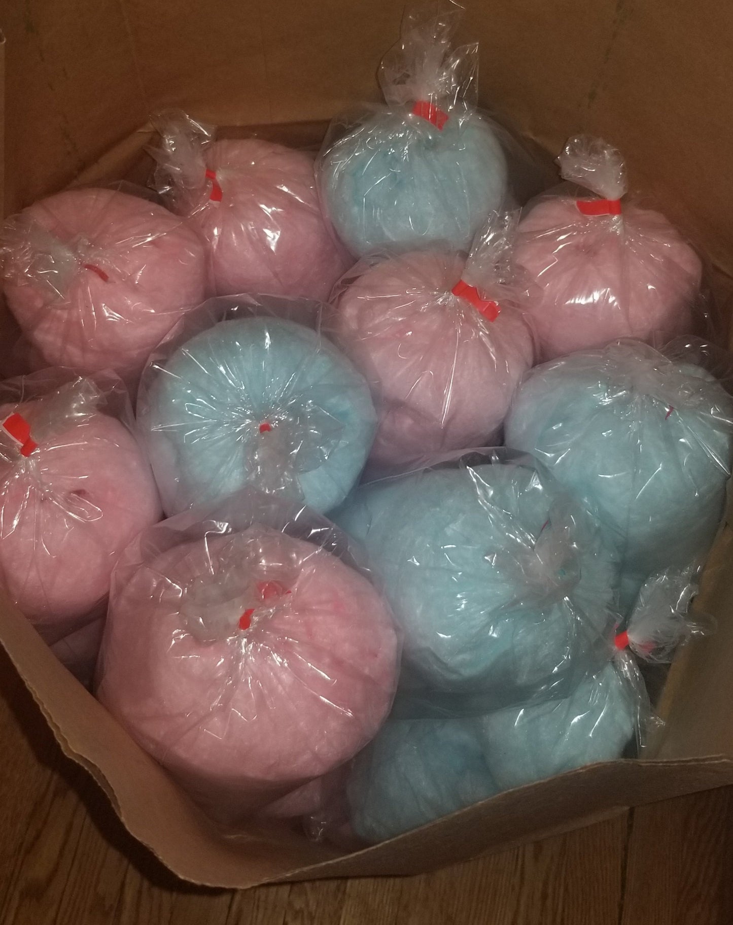 12 cotton candy, 12 candy apples OttawaCottonCandy